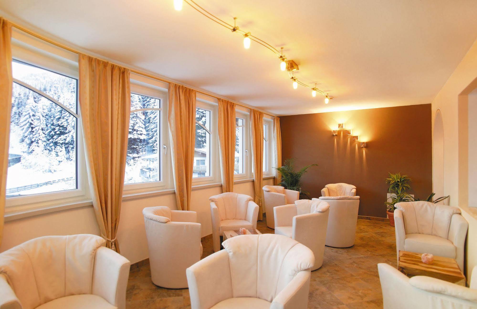 Alpenherz Hotel Garni Gerlos Exterior photo