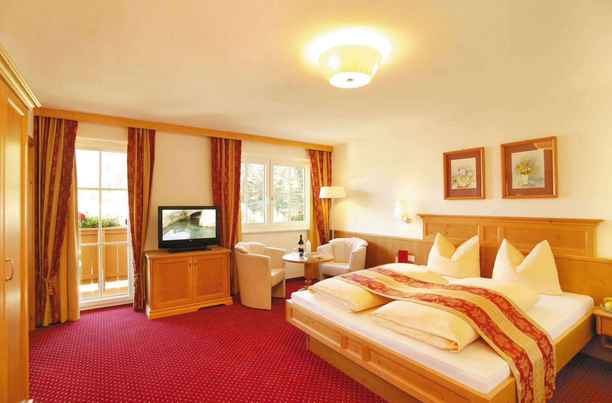 Alpenherz Hotel Garni Gerlos Exterior photo