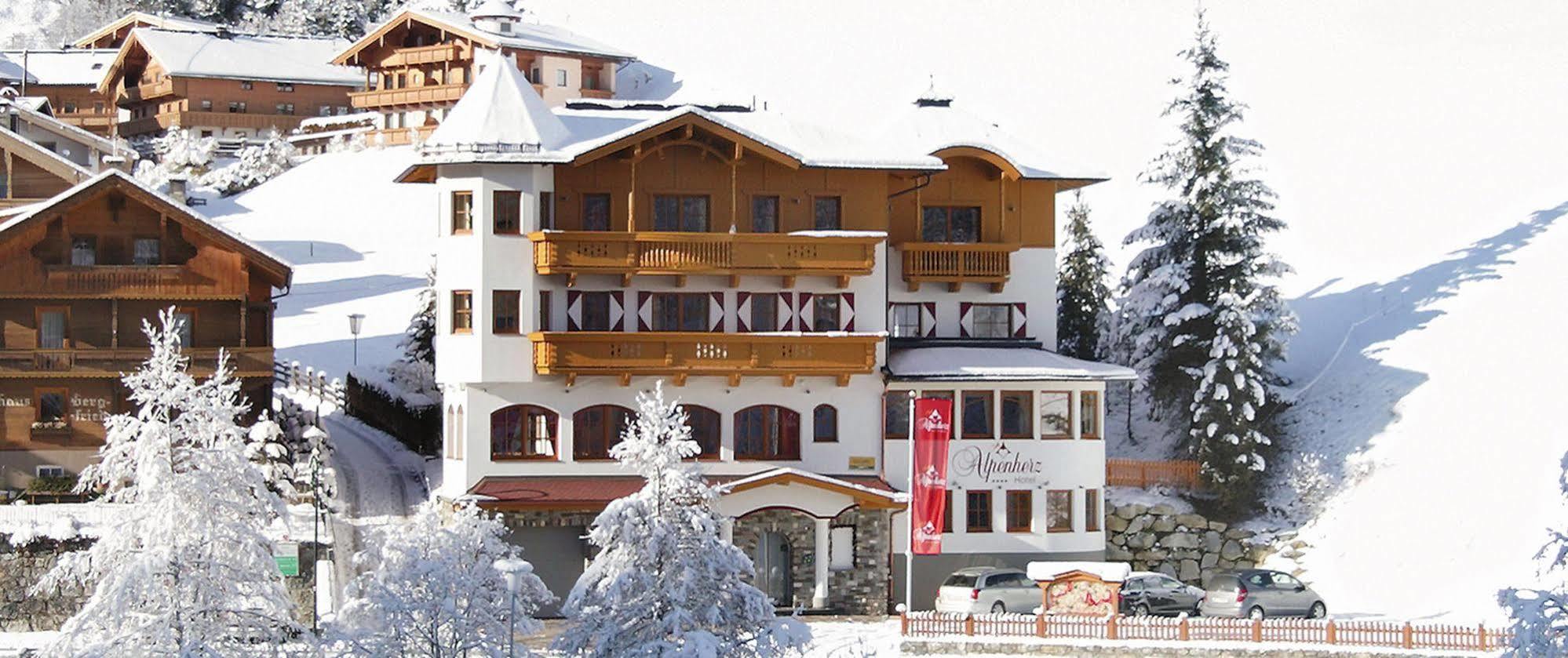 Alpenherz Hotel Garni Gerlos Exterior photo